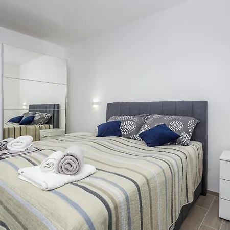 3 Bedroom In *